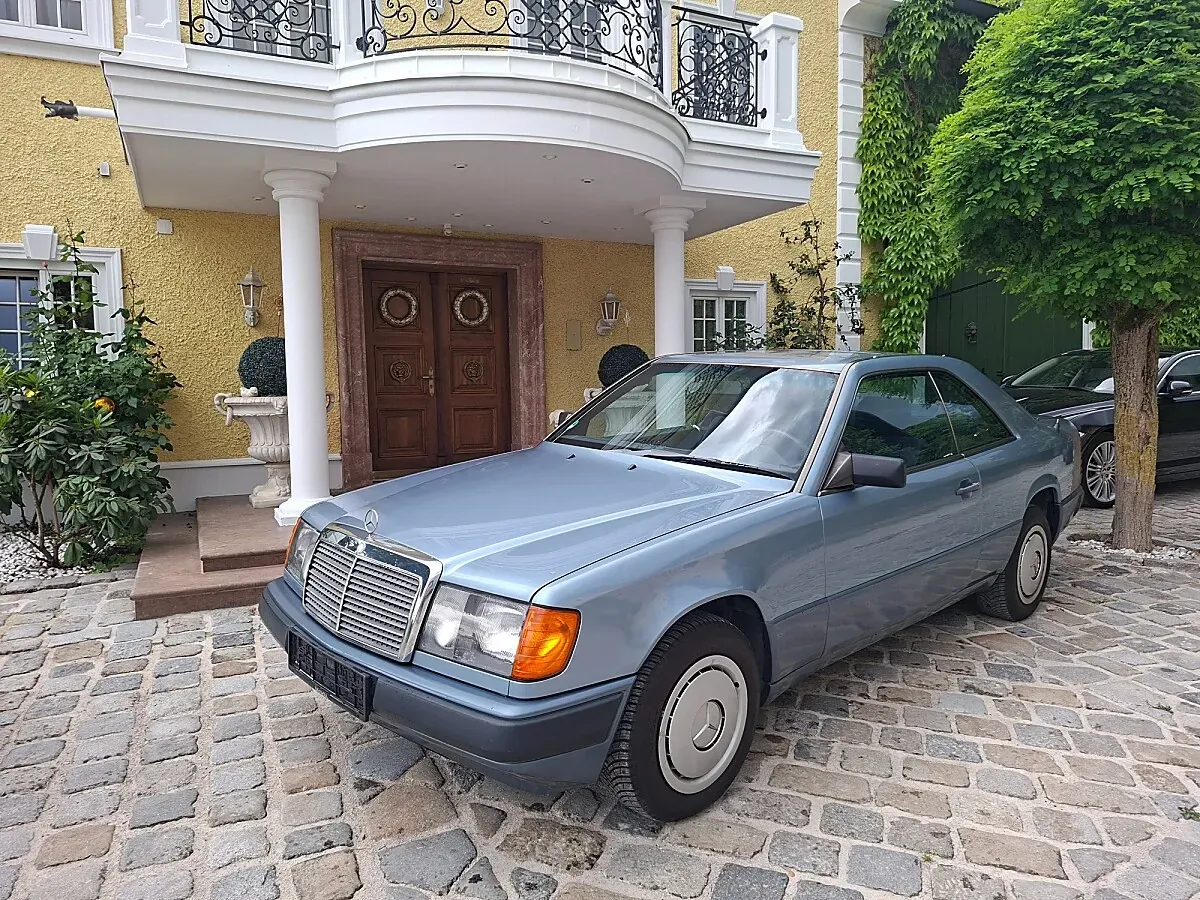 Mercedes-Benz 230 Ce