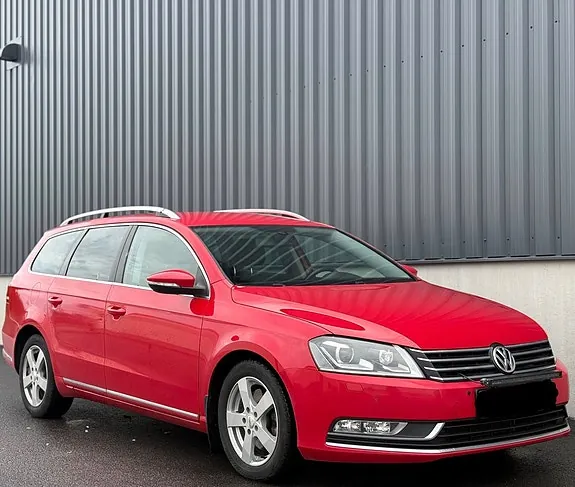Volkswagen Passat 2012 photo 5