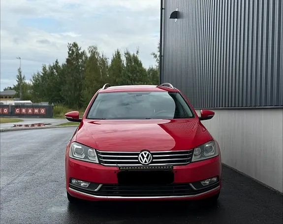 Volkswagen Passat 2012 photo 4