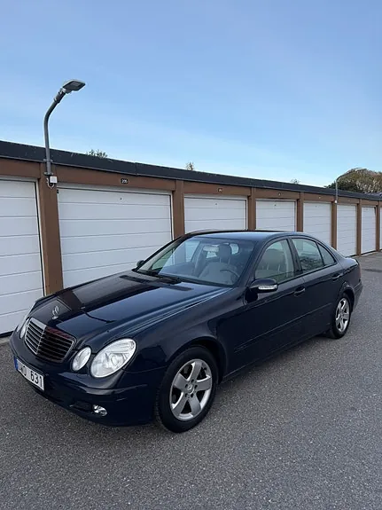 Mercedes-Benz E220