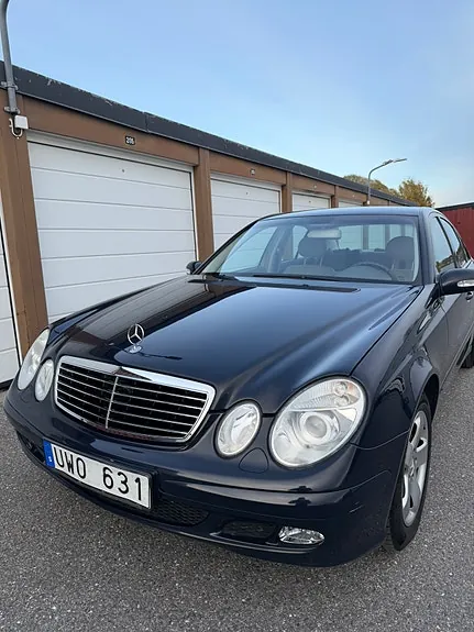 Mercedes-Benz E220 2003 photo 5