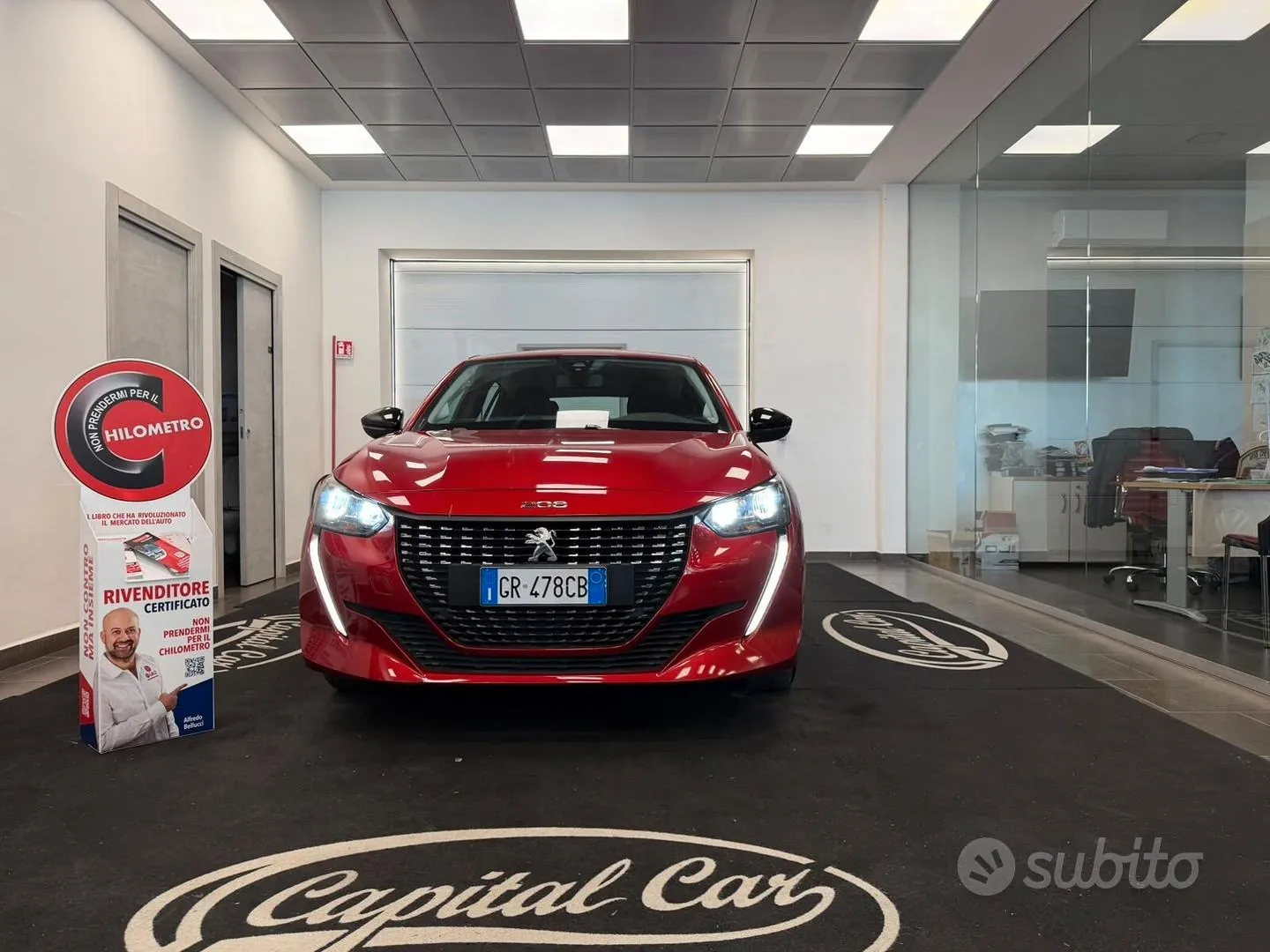 Peugeot 208 2023 photo 2