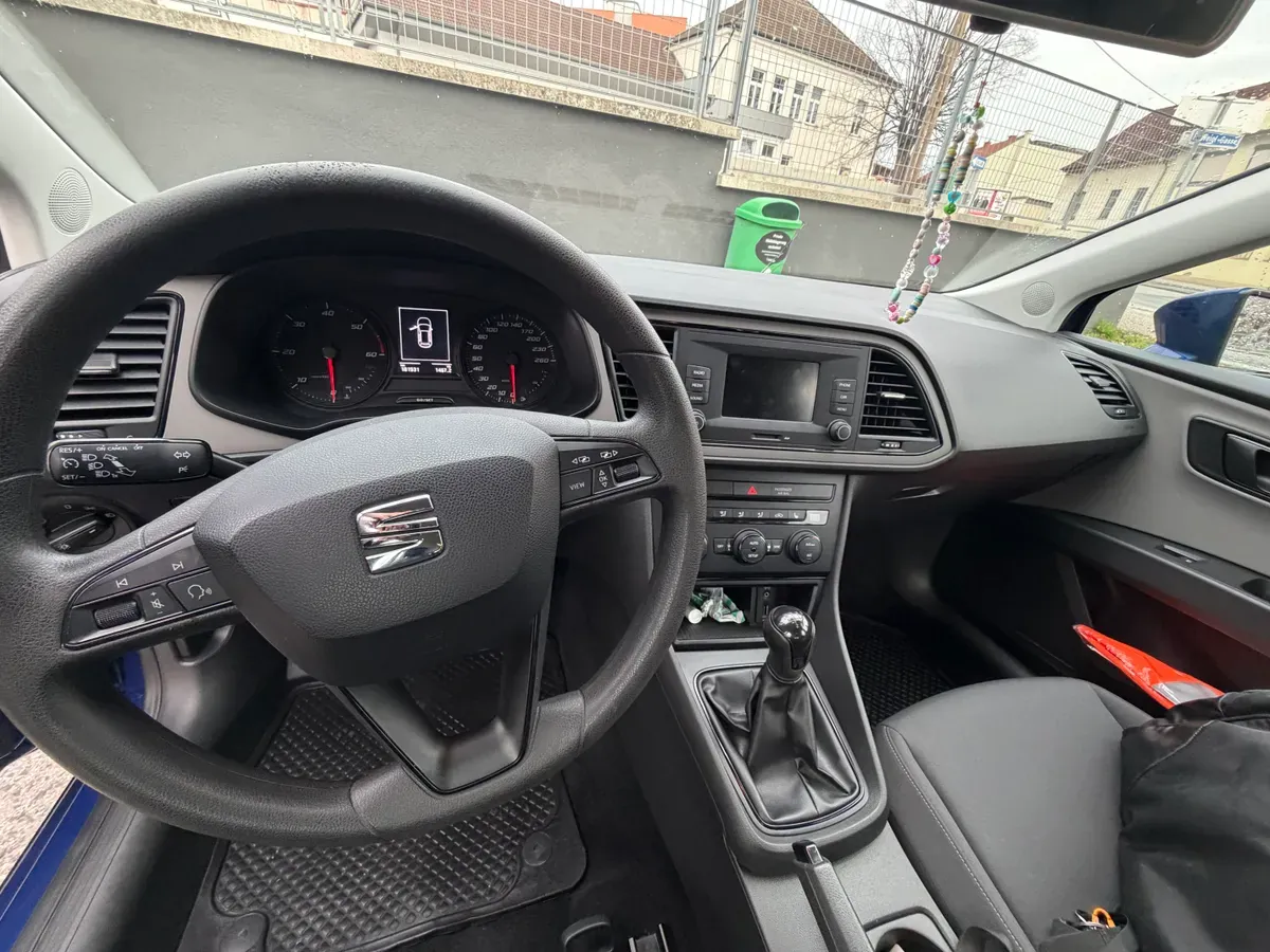 Seat Leon 2018 photo 2