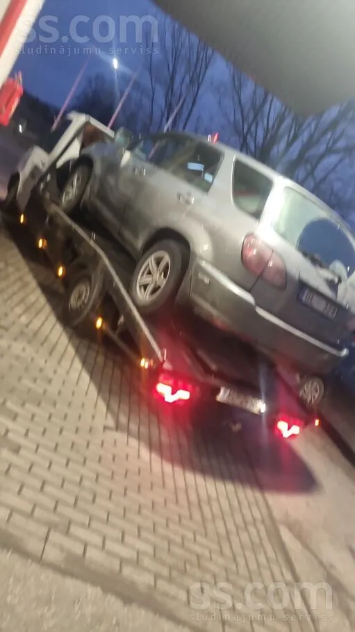 Toyota Carina 1997 photo 5