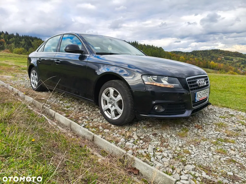 Audi A4 Limousine