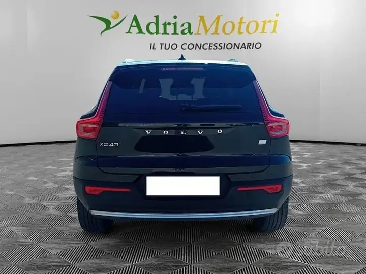 Volvo Xc40 2023 photo 4