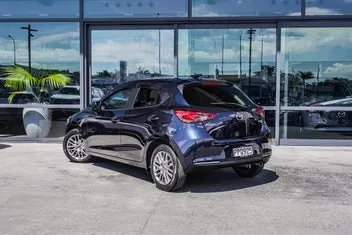 Mazda 2 2022 photo 4