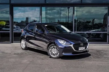 Mazda 2 2022 photo 2