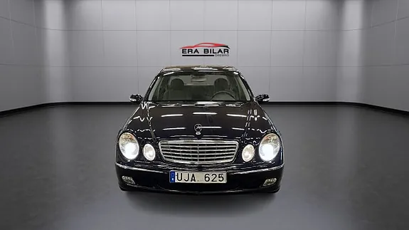 Mercedes-Benz E240 2003 photo 2