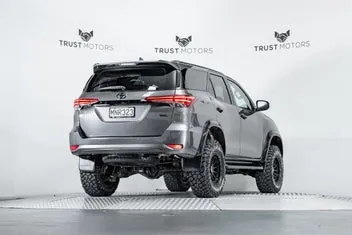Toyota Fortuner 2019 photo 4