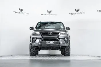 Toyota Fortuner 2019 photo 5