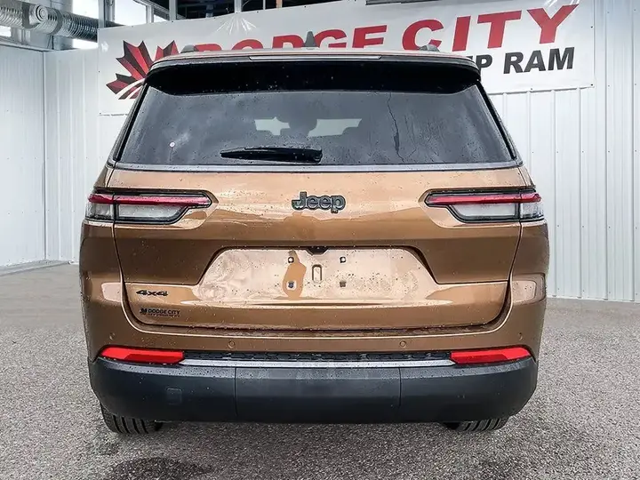 Jeep Grand Cherokee L 2026 photo 4