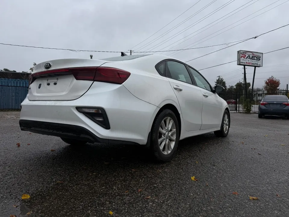 Kia Forte 2020 photo 3