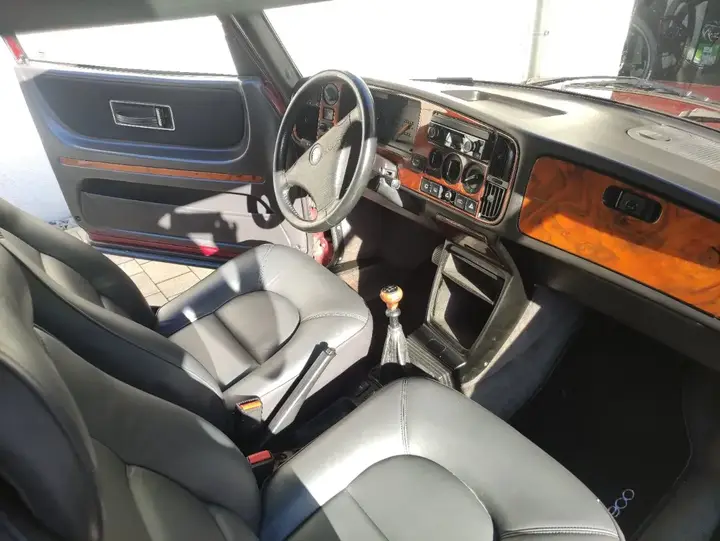 Saab 900 1993 photo 2