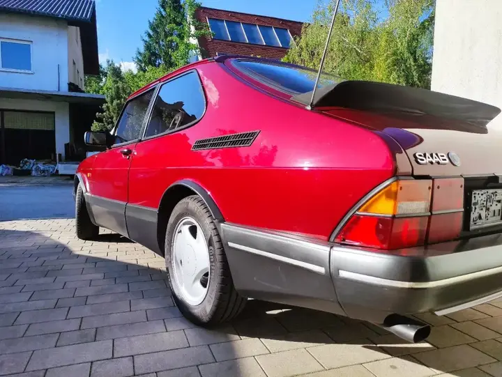 Saab 900 1993 photo 3