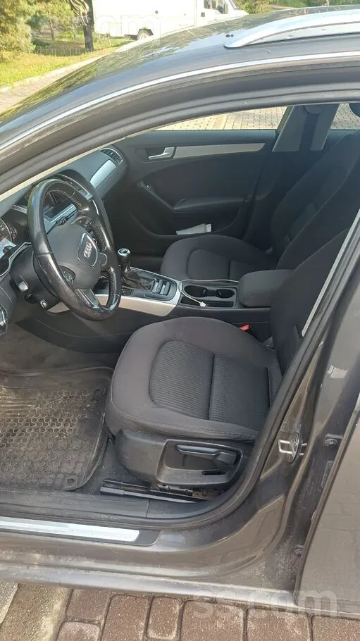 Audi A4 2013 photo 4