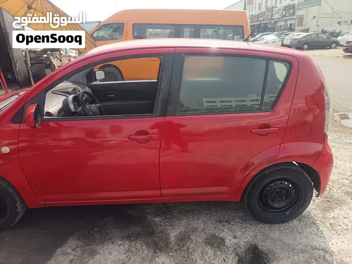 Daihatsu Sirion 2006 photo 4