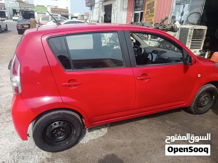 Daihatsu Sirion 2006 photo 3