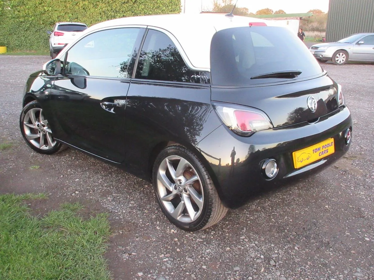 Vauxhall Adam 2013 photo 2