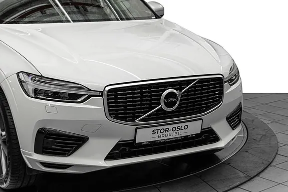 Volvo Xc60 2019 photo 2