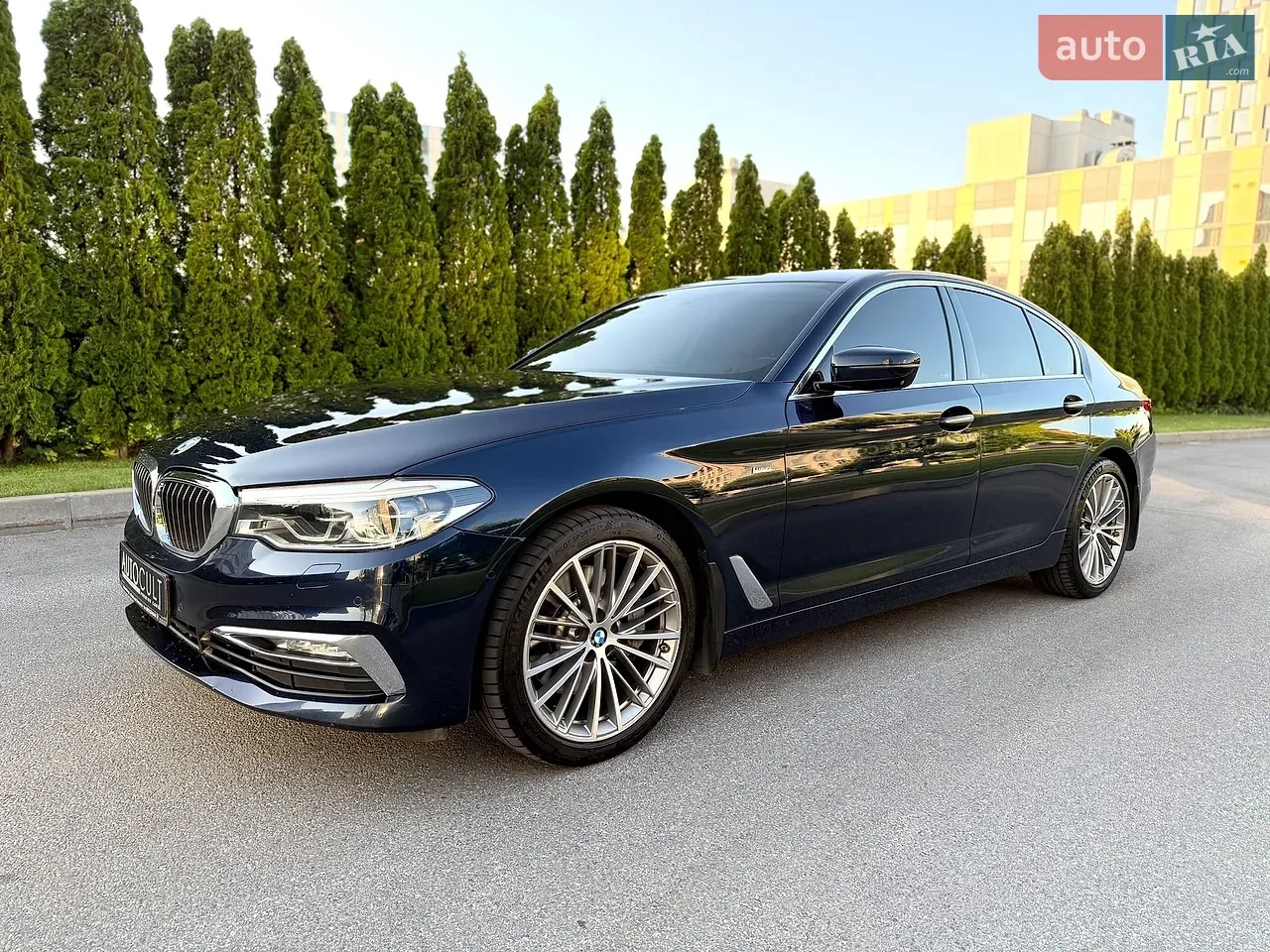 BMW 5 Series 2017 photo 4