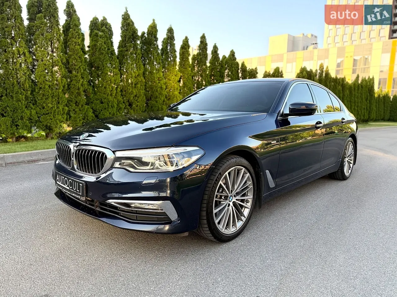 BMW 5 Series 2017 photo 3