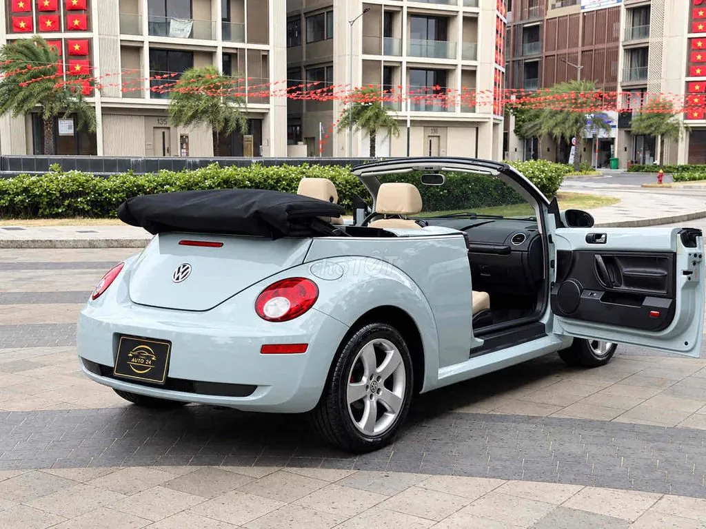 Volkswagen New Beetle 2006 photo 5