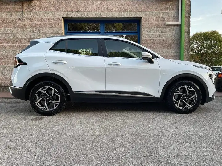 Kia Sportage 2022 photo 2