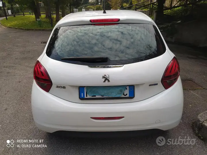 Peugeot 208 2016 photo 5
