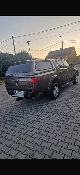 Mitsubishi L200 2015 photo 4
