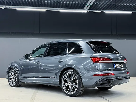 Audi Q7 2020 photo 3