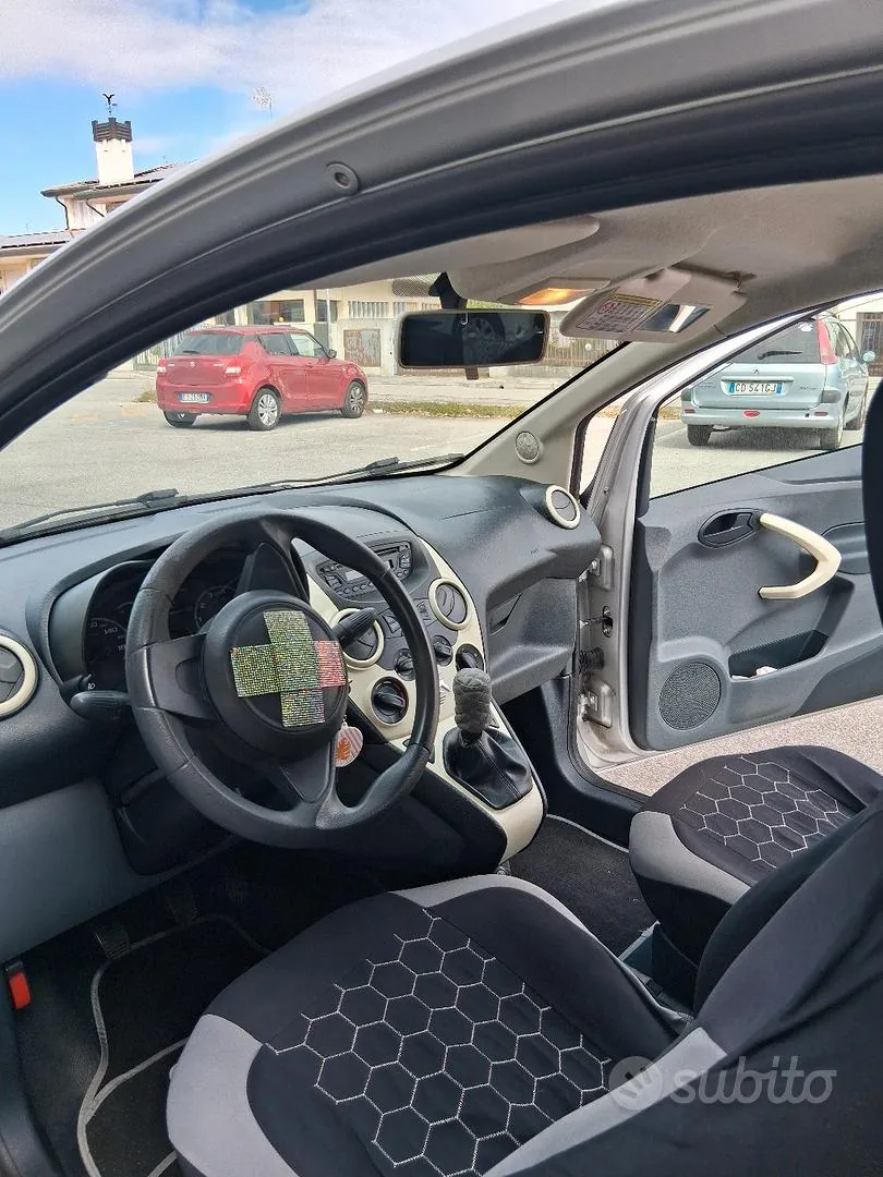 Ford Ka 2012 photo 4