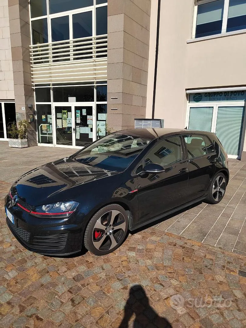 Volkswagen Golf 2016 photo 2
