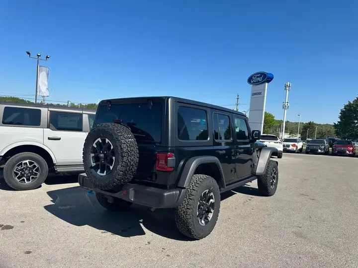Jeep Wrangler 2024 photo 5