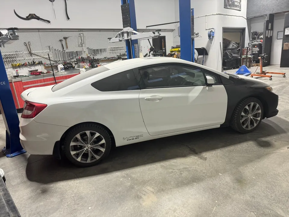 Honda Civic 2012 photo 2