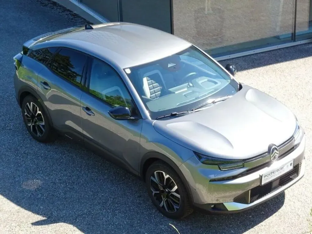 Citroen C4 2025 photo 2