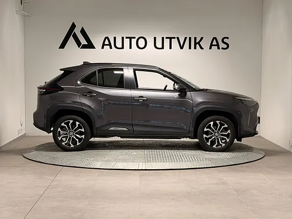 Toyota Yaris Cross 2024 photo 2