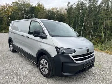 Volkswagen T7 2025 photo 2