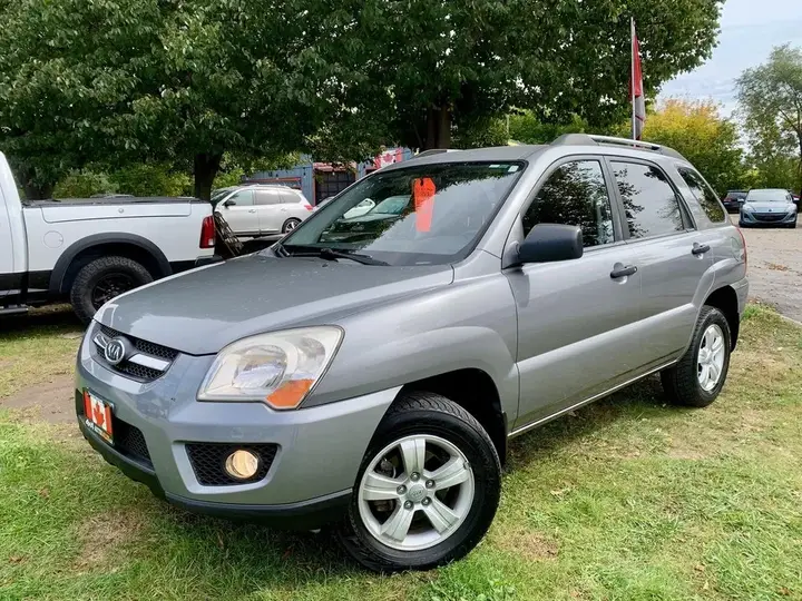 Kia Sportage 2010 photo 2
