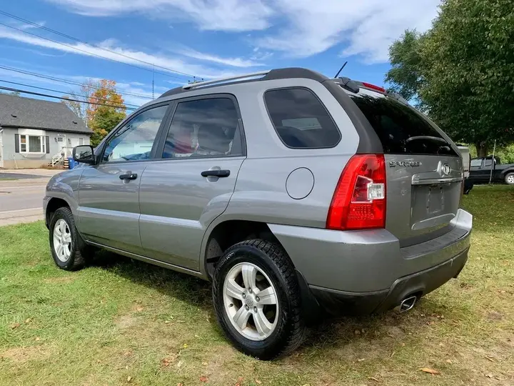 Kia Sportage 2010 photo 5