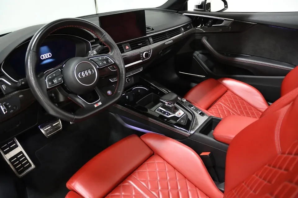Audi S5 2021 photo 2