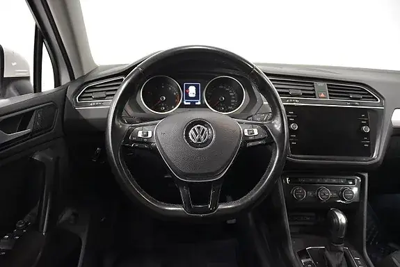 Volkswagen Tiguan 2020 photo 2