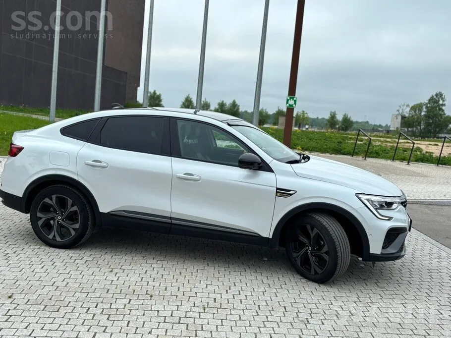 Renault Arkana 2023 photo 2