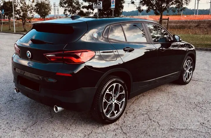 BMW X2