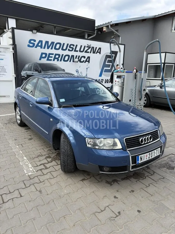 Audi A4 2002 photo 2