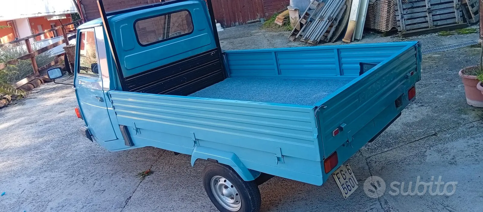 Piaggio Apecar P2 1981 photo 2