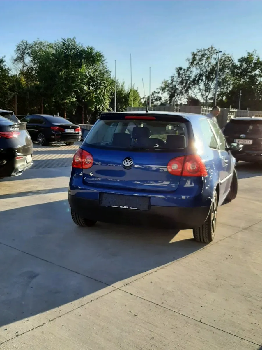 Volkswagen Golf 2005 photo 3