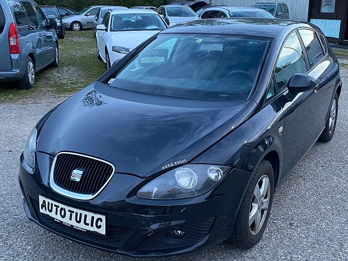 Seat Leon 2010 photo 2