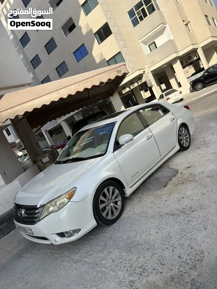 Toyota Avalon 2012 photo 5
