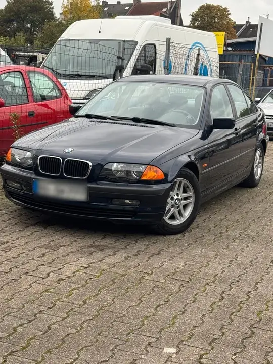 BMW 316I